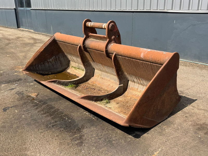 Lehnhoff Cleaning bucket ng4-2500 Lehnhoff MS25 - Bucket: picture 3 Lehnhoff Cleaning bucket ng4-2500 Lehnhoff MS25 - Bucket: picture 3
