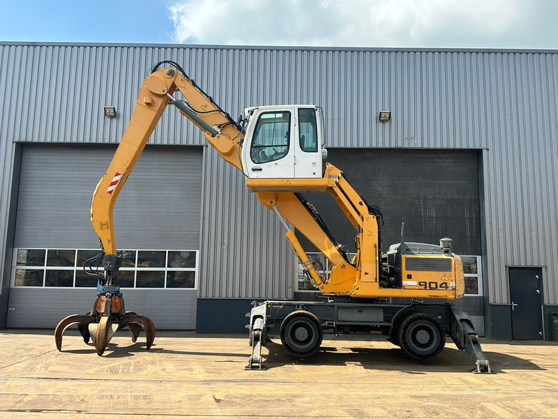 Liebherr A 904 C - Material Handler - Waste/ Industry handler: picture 1 Liebherr A 904 C - Material Handler - Waste/ Industry handler: picture 1