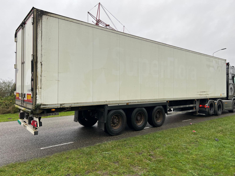 Schmitz Cargobull Carrier VECTOR 1550 - Refrigerator semi-trailer: picture 4 Schmitz Cargobull Carrier VECTOR 1550 - Refrigerator semi-trailer: picture 4