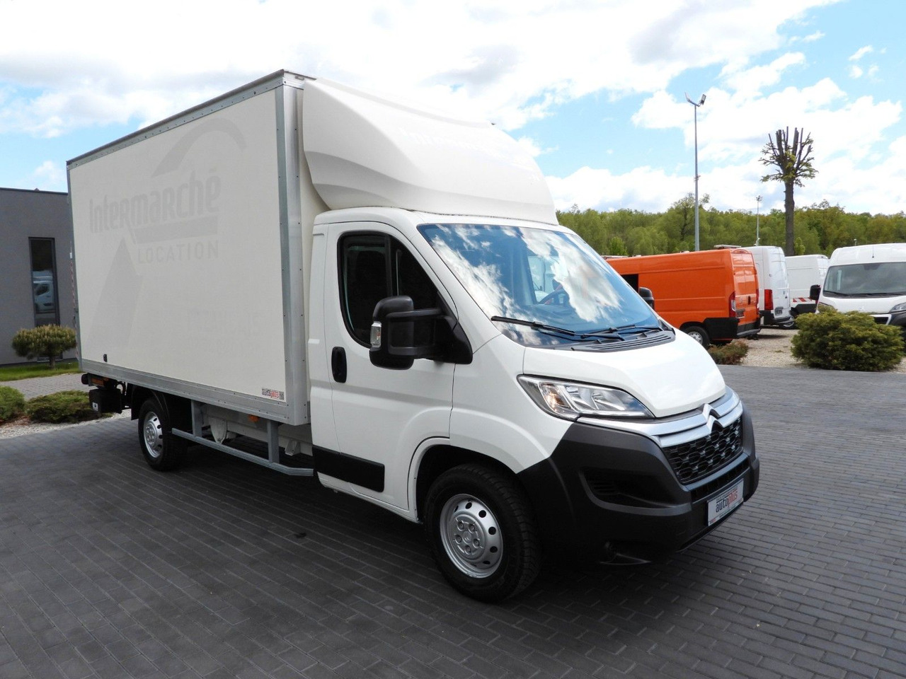 Citroën JUMPER KOFFER AUFZUG 8 PALETTEN TEMPOMAT NAVI Citroën JUMPER KOFFER AUFZUG 8 PALETTEN TEMPOMAT NAVI - Box van: picture 4 Citroën JUMPER KOFFER AUFZUG 8 PALETTEN TEMPOMAT NAVI Citroën JUMPER KOFFER AUFZUG 8 PALETTEN TEMPOMAT NAVI - Box van: picture 4