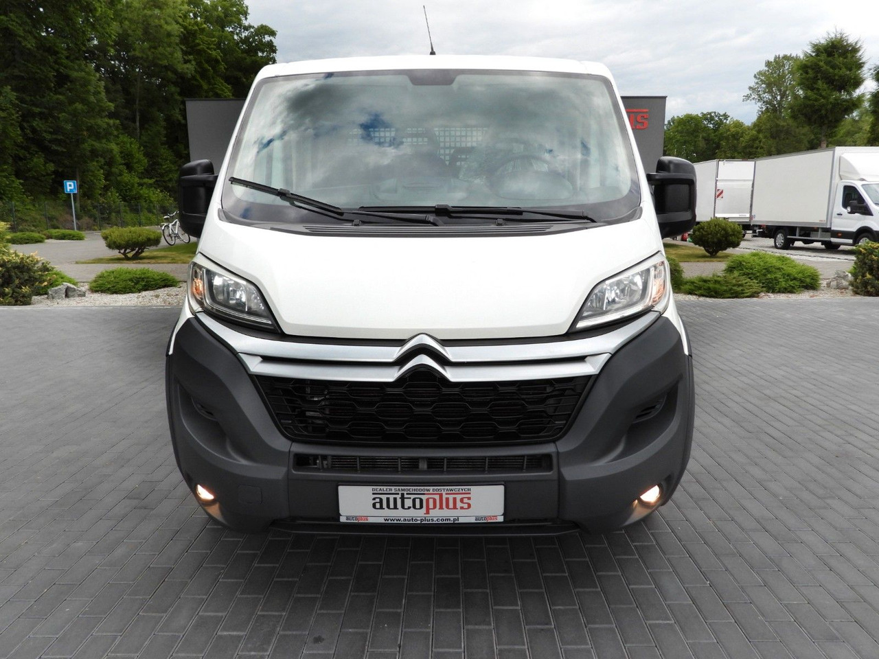 Citroën JUMPER PRITSCHE DOPPELKABINE DOKA 7 SITZE - Flatbed van, Combi van: picture 5 Citroën JUMPER PRITSCHE DOPPELKABINE DOKA 7 SITZE - Flatbed van, Combi van: picture 5