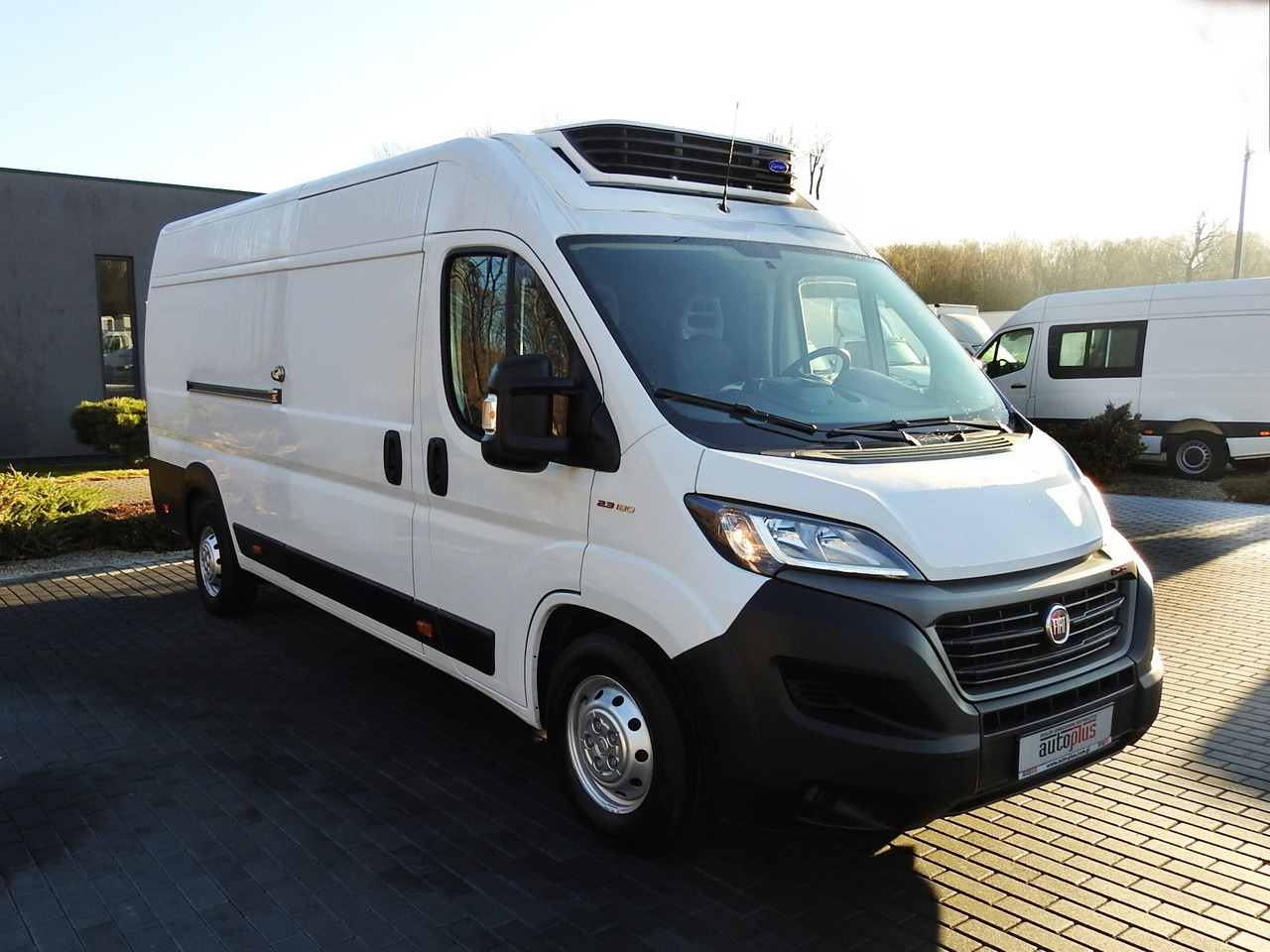 FIAT DUCATO REFRIGERATOR VAN -10*C POWER SUPPLY 230V AIR CONDITIONING  175HP - Refrigerated van: picture 4 FIAT DUCATO REFRIGERATOR VAN -10*C POWER SUPPLY 230V AIR CONDITIONING  175HP - Refrigerated van: picture 4