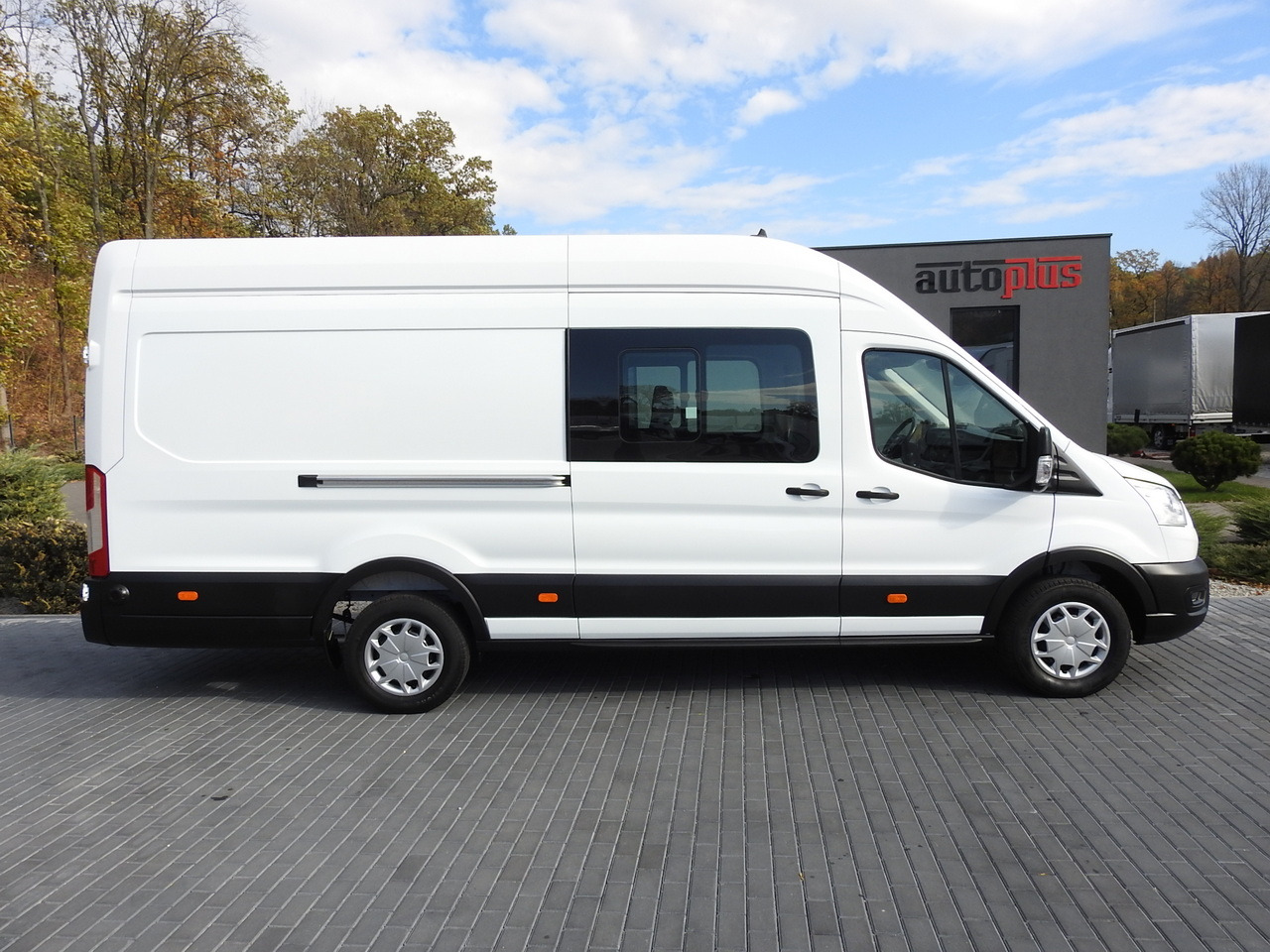 Panel van FORD TRANSIT BOX DELIVERY VAN 6 SEATS CRUISE CONTROL AIR CONDITIONING LED LIGHTS  130HP: picture 7