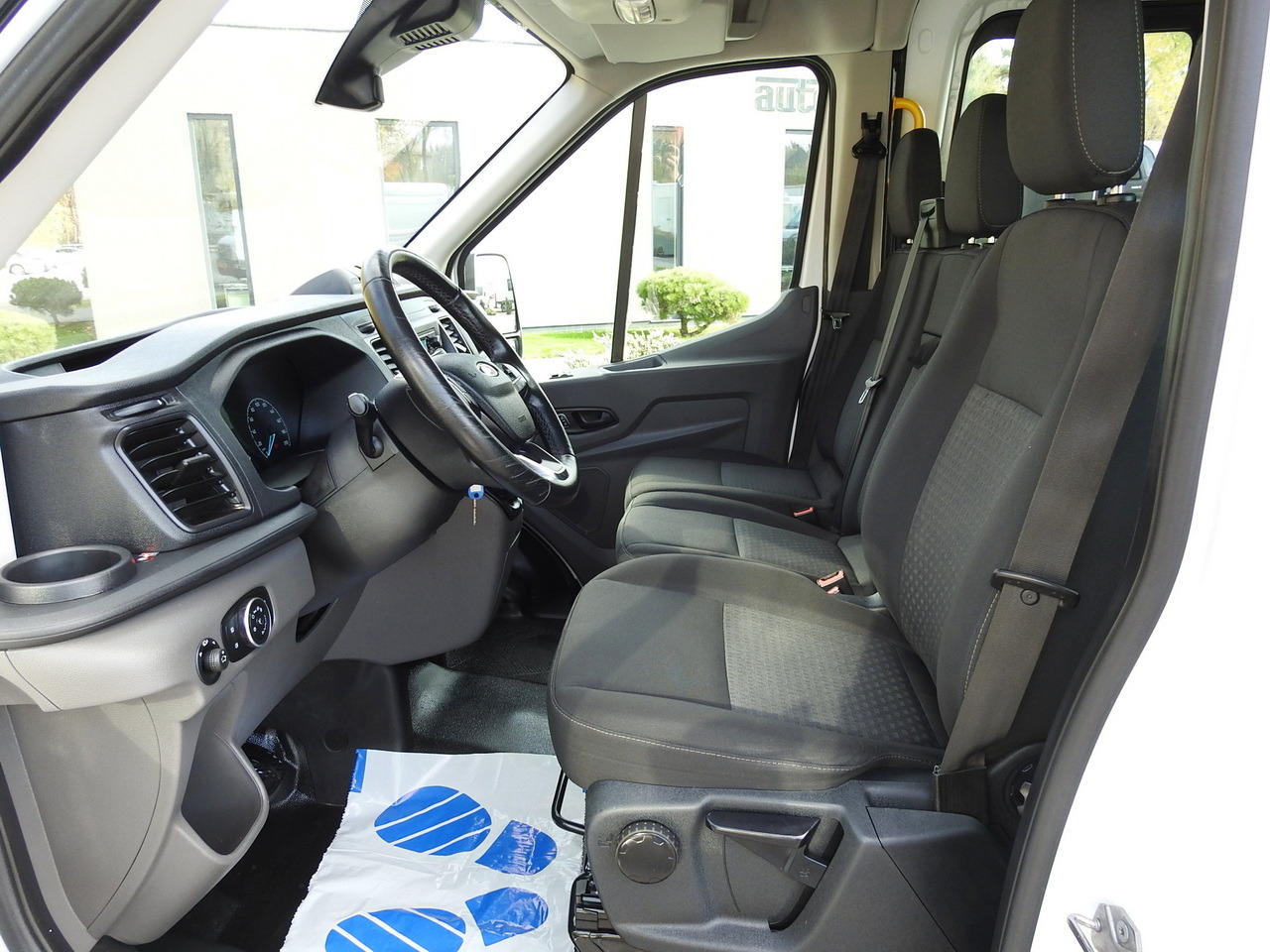 Panel van FORD TRANSIT BOX DELIVERY VAN 6 SEATS CRUISE CONTROL AIR CONDITIONING LED LIGHTS  130HP: picture 22