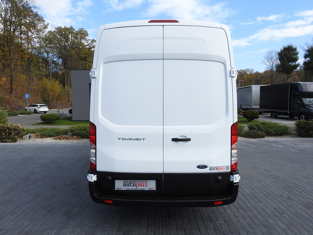 Panel van FORD TRANSIT BOX DELIVERY VAN 6 SEATS CRUISE CONTROL AIR CONDITIONING LED LIGHTS  130HP: picture 11