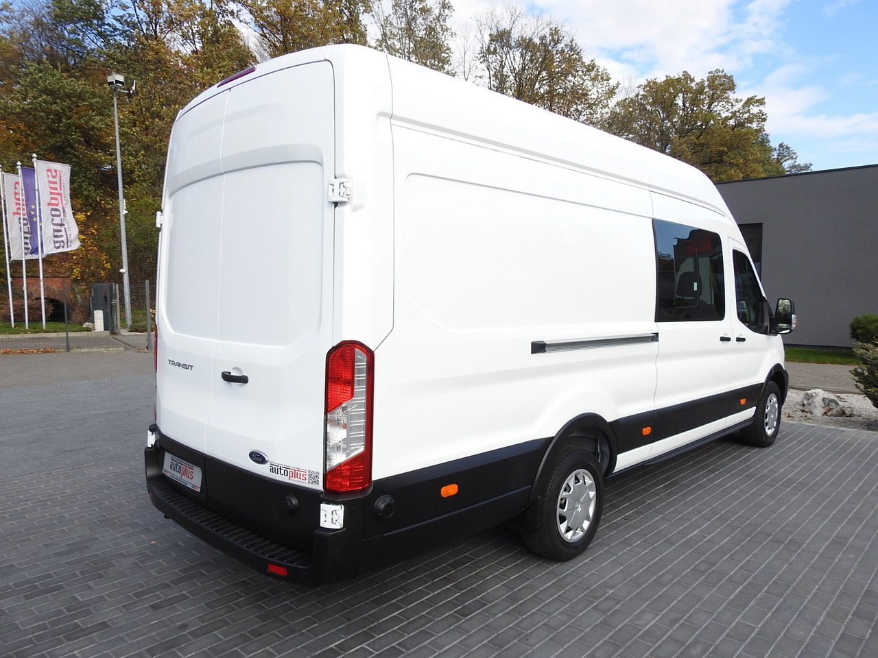 Panel van FORD TRANSIT BOX DELIVERY VAN 6 SEATS CRUISE CONTROL AIR CONDITIONING LED LIGHTS  130HP: picture 14