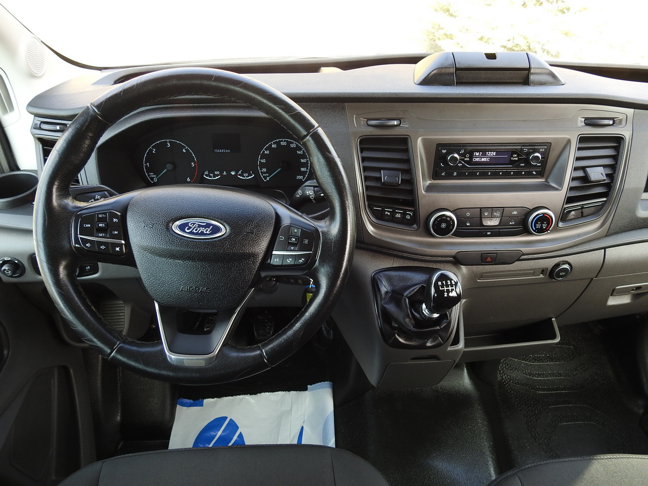 Panel van FORD TRANSIT BOX DELIVERY VAN 6 SEATS CRUISE CONTROL AIR CONDITIONING LED LIGHTS  130HP: picture 26