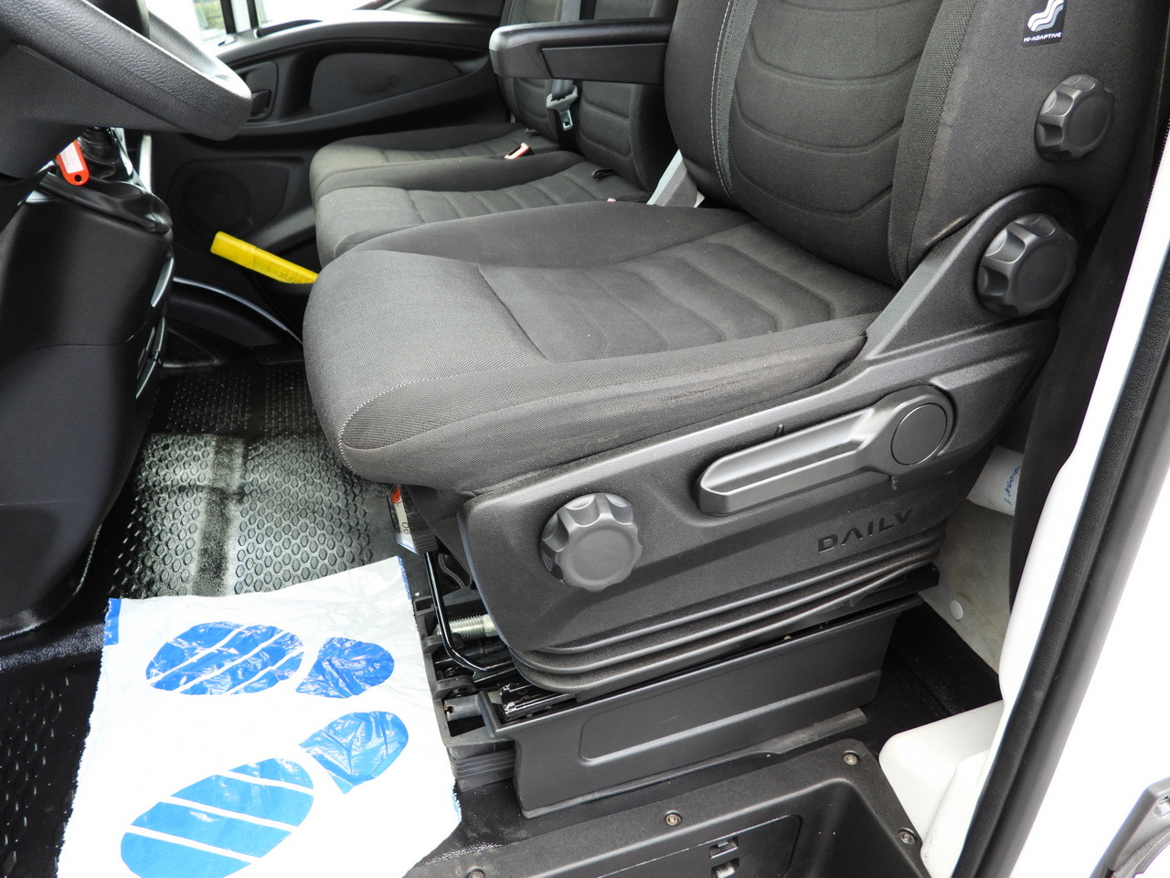 Curtain side van IVECO DAILY 35S18 TARPAULIN 10 PALLETS CRUISE CONTROL LED LIGHTS AIR CONDITIONING  180HP: picture 29