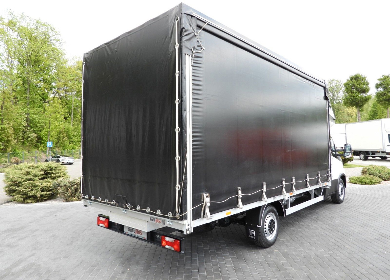Iveco DAILY 35S18 PRITSCHE PLANE 10 PALETTEN WEBASTO - Curtain side van: picture 3 Iveco DAILY 35S18 PRITSCHE PLANE 10 PALETTEN WEBASTO - Curtain side van: picture 3