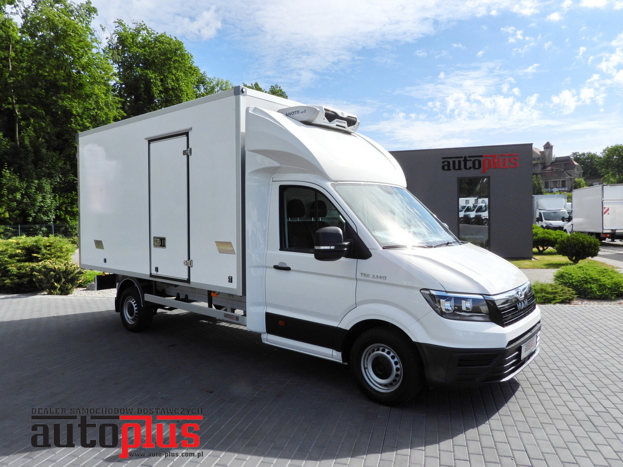 MAN TGE 3.140 REGRIGERATOR BOX -1*C 8 PALLETS HEATING FUNCTION CRUISE CONTROL PNEUMATICS AIR CONDITIONING 140HP - Refrigerated van: picture 1 MAN TGE 3.140 REGRIGERATOR BOX -1*C 8 PALLETS HEATING FUNCTION CRUISE CONTROL PNEUMATICS AIR CONDITIONING 140HP - Refrigerated van: picture 1