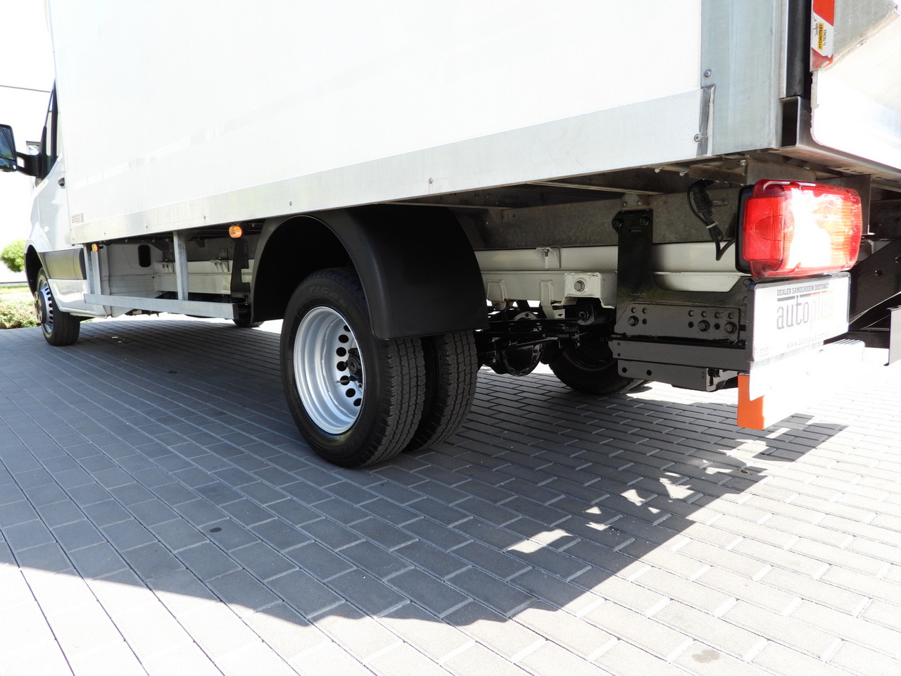 Box van MERCEDES SPRINTER 514 BOX LIFT 8 PALLETS CRUISE CONTROL TWIN WHEELS AIR CONDITIONING  140HP: picture 16