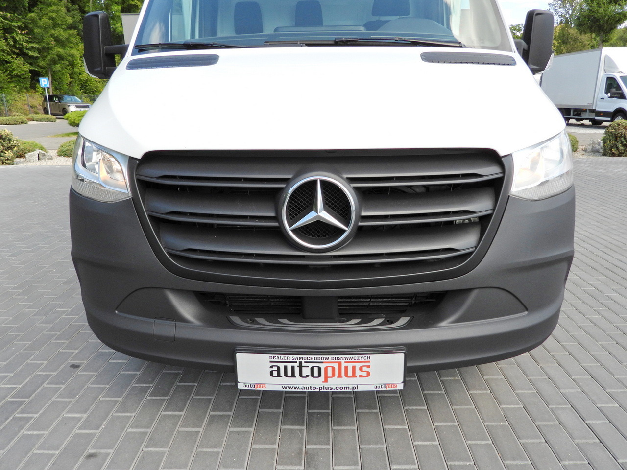Box van MERCEDES SPRINTER 514 BOX LIFT 8 PALLETS CRUISE CONTROL TWIN WHEELS AIR CONDITIONING  140HP: picture 14