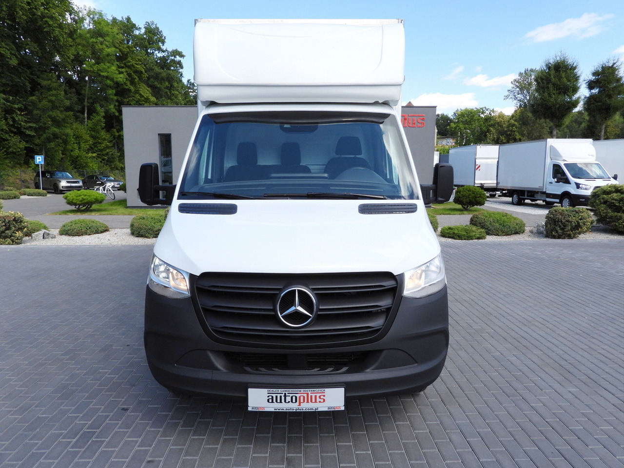 Box van MERCEDES SPRINTER 514 BOX LIFT 8 PALLETS CRUISE CONTROL TWIN WHEELS AIR CONDITIONING  140HP: picture 5
