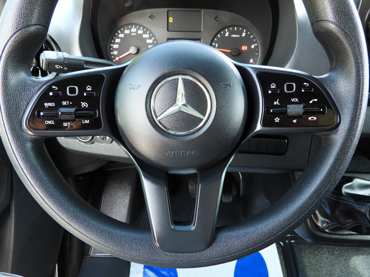 Box van MERCEDES SPRINTER 514 BOX LIFT 8 PALLETS CRUISE CONTROL TWIN WHEELS AIR CONDITIONING  140HP: picture 27