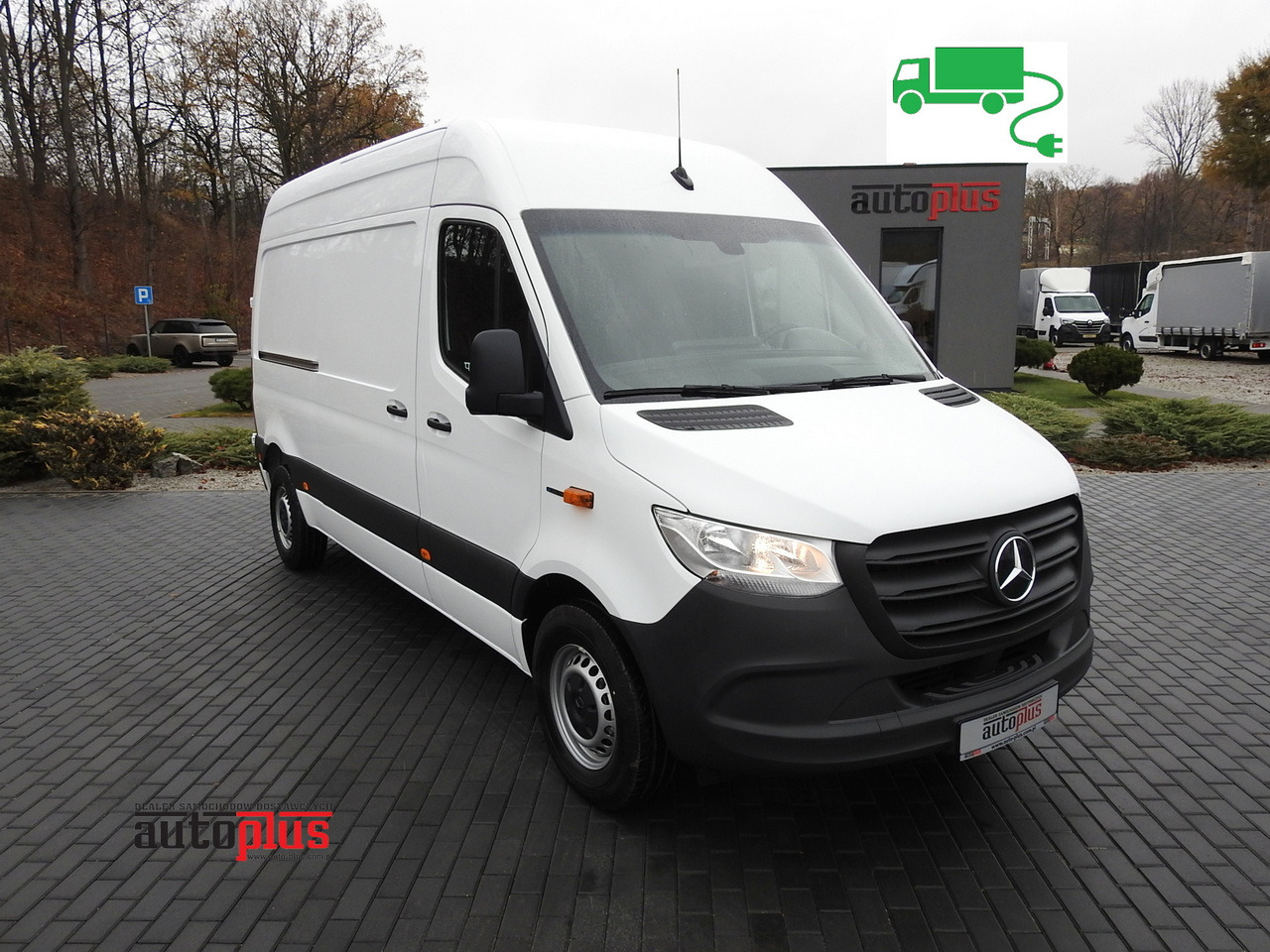 MERCEDES eSprinter NEW ELECTRIC VAN AUTOMATIC TRANSMISSION GUARANTEE 95HP - Panel van: picture 1 MERCEDES eSprinter NEW ELECTRIC VAN AUTOMATIC TRANSMISSION GUARANTEE 95HP - Panel van: picture 1