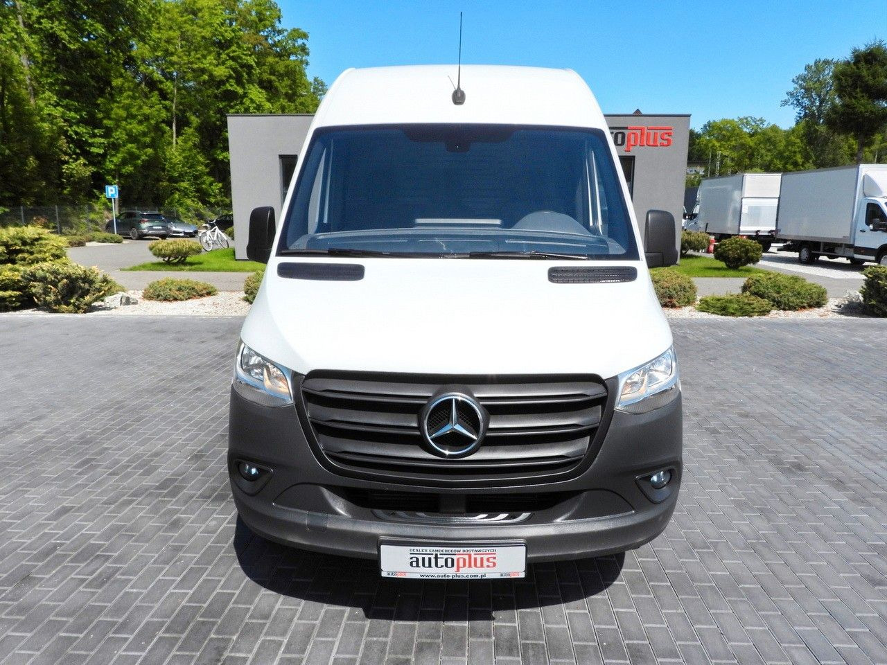 Mercedes-Benz SPRINTER 316 KASTENWAGEN KLIMAANLAGE 165PS Mercedes-Benz SPRINTER 316 KASTENWAGEN KLIMAANLAGE 165PS - Panel van: picture 5 Mercedes-Benz SPRINTER 316 KASTENWAGEN KLIMAANLAGE 165PS Mercedes-Benz SPRINTER 316 KASTENWAGEN KLIMAANLAGE 165PS - Panel van: picture 5