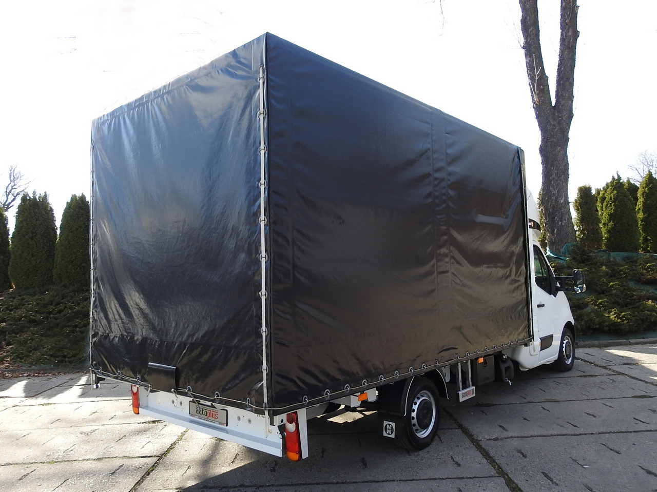 OPEL MOVANO TARPAULIN 10 PALLETS WEBASTO CRUISE CONTROL AIR CONDITIONING LED LIGHTS PNEUMATICS 165HP - Curtain side van: picture 3 OPEL MOVANO TARPAULIN 10 PALLETS WEBASTO CRUISE CONTROL AIR CONDITIONING LED LIGHTS PNEUMATICS 165HP - Curtain side van: picture 3