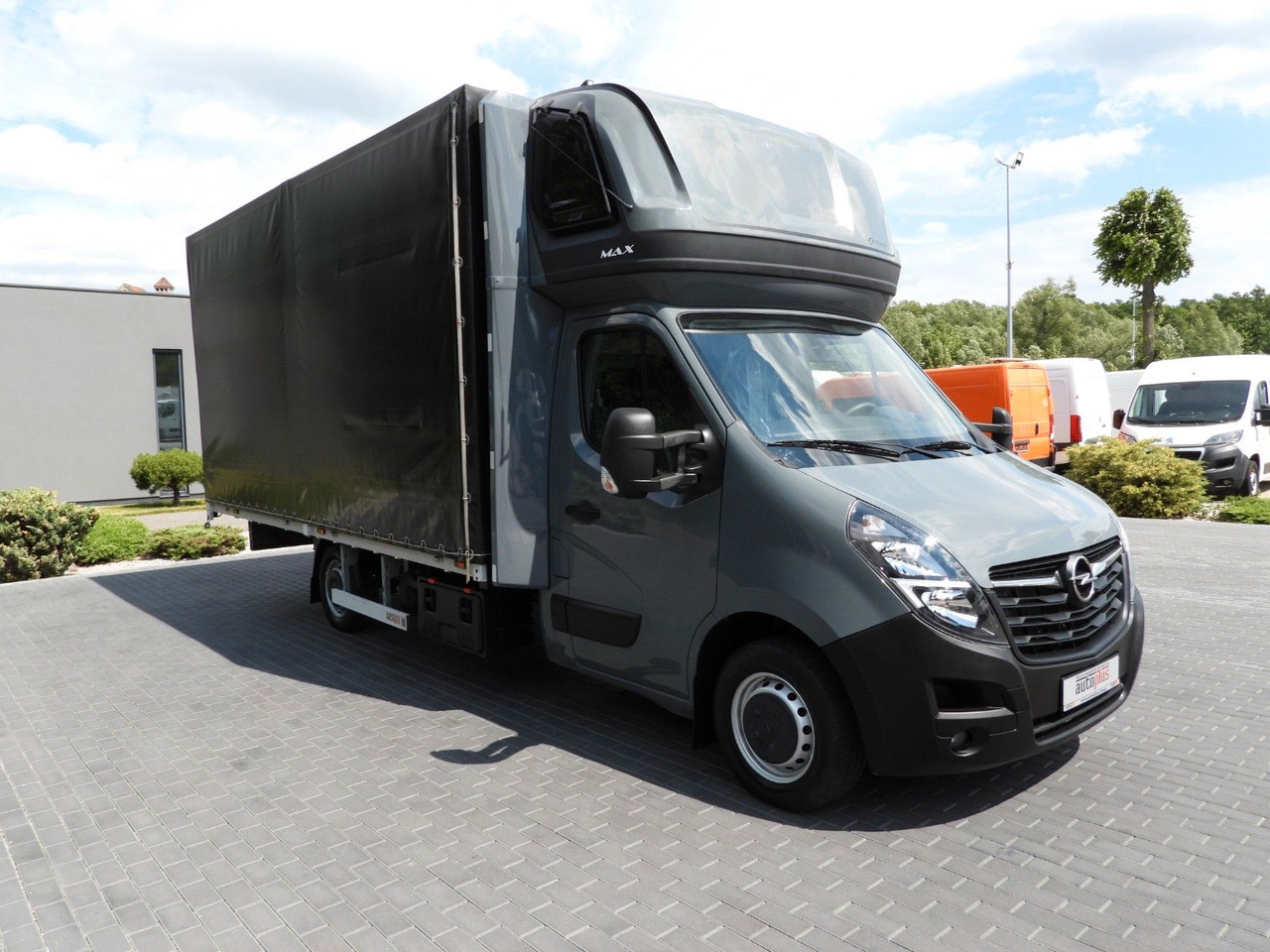 Opel MOVANO PRITSCHE PLANE 12 PALETTEN WEBASTO A/C - Curtain side van: picture 4 Opel MOVANO PRITSCHE PLANE 12 PALETTEN WEBASTO A/C - Curtain side van: picture 4