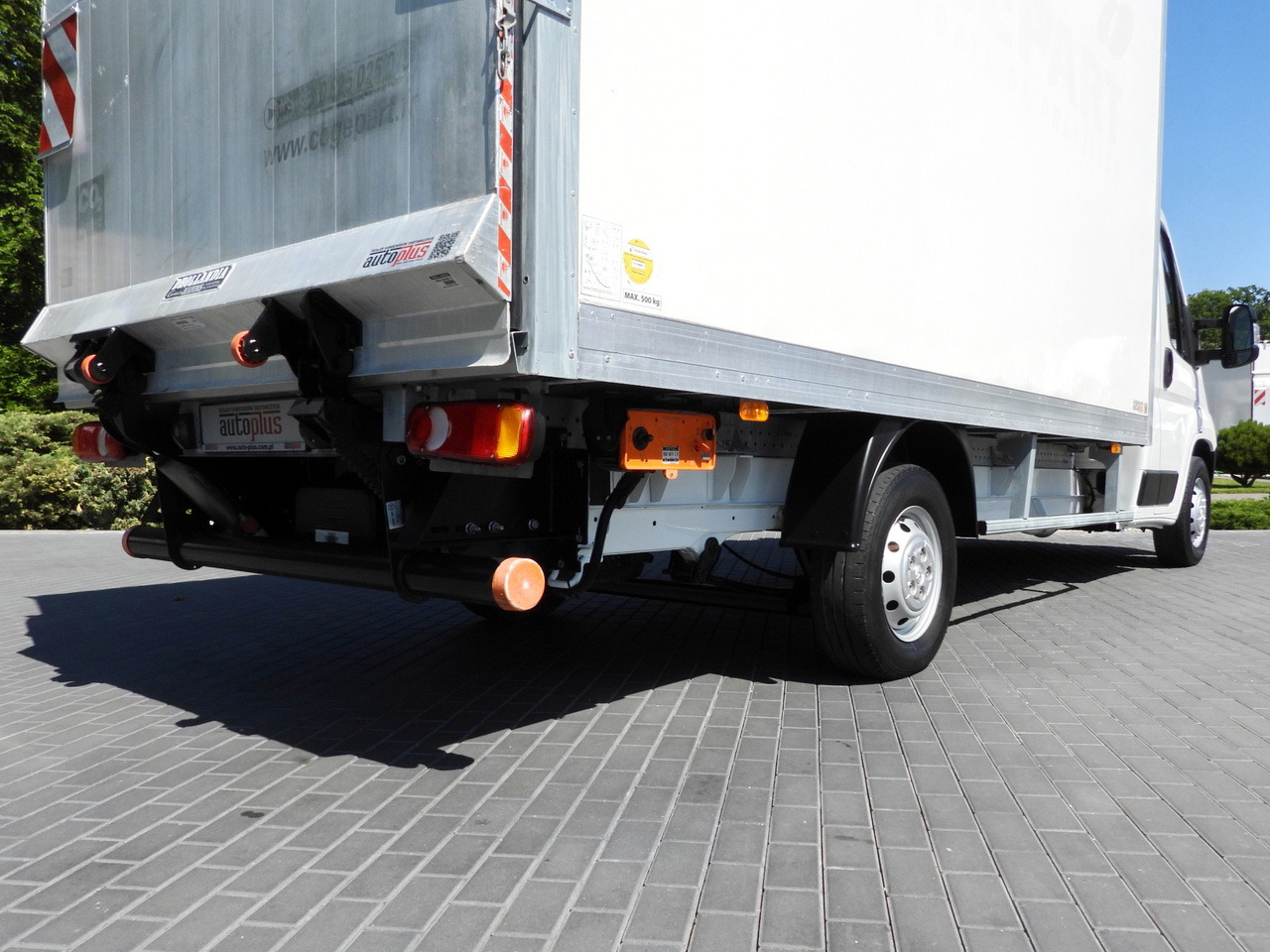 Box van PEUGEOT BOXER BOX LIFT 8 PALLETS CRUISE CONTROL AIR CONDITIONING 130HP: picture 22 Box van PEUGEOT BOXER BOX LIFT 8 PALLETS CRUISE CONTROL AIR CONDITIONING 130HP: picture 22