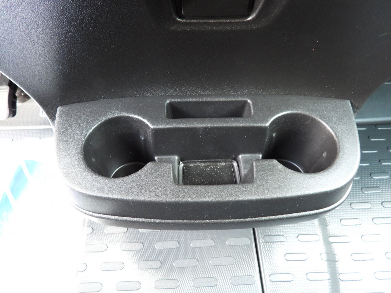 Refrigerated van PEUGEOT BOXER REGRIGERATOR BOX 0*C 8 PALLETS CRUISE CONTROL LED LIGHTS AIR CONDITIONING 165HP: picture 43 Refrigerated van PEUGEOT BOXER REGRIGERATOR BOX 0*C 8 PALLETS CRUISE CONTROL LED LIGHTS AIR CONDITIONING 165HP: picture 43