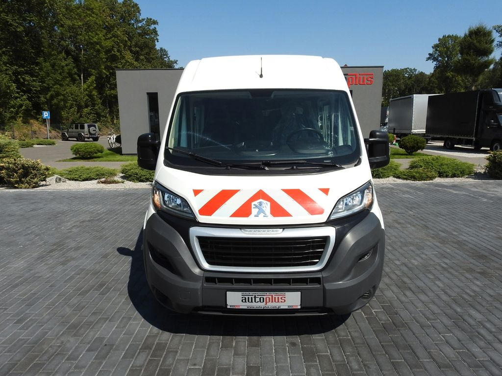 Peugeot BOXER KASTENWAGEN DOPPELKABINE 7 SITZE 110PS - Panel van, Combi van: picture 5 Peugeot BOXER KASTENWAGEN DOPPELKABINE 7 SITZE 110PS - Panel van, Combi van: picture 5