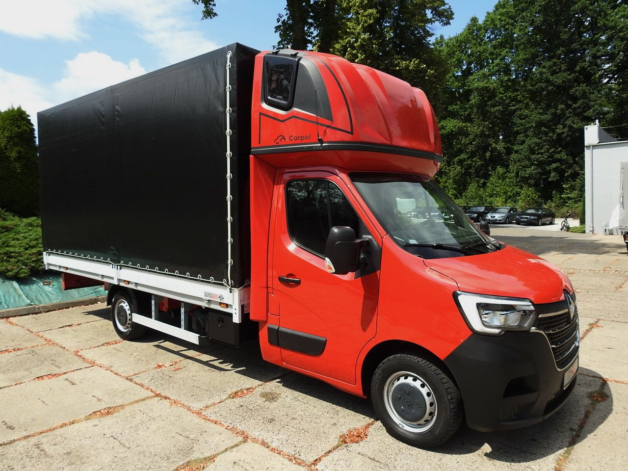 RENAULT MASTER - Curtain side van: picture 4 RENAULT MASTER - Curtain side van: picture 4