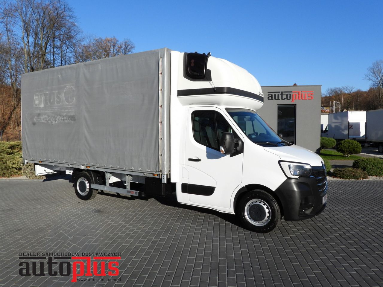RENAULT MASTER TARPAULIN 10 PALLETS WEBASTO CRUISE CONTROL LED LIGHTS PNEUMATICS AIR CONDITIONING 165HP - Curtain side van: picture 1 RENAULT MASTER TARPAULIN 10 PALLETS WEBASTO CRUISE CONTROL LED LIGHTS PNEUMATICS AIR CONDITIONING 165HP - Curtain side van: picture 1