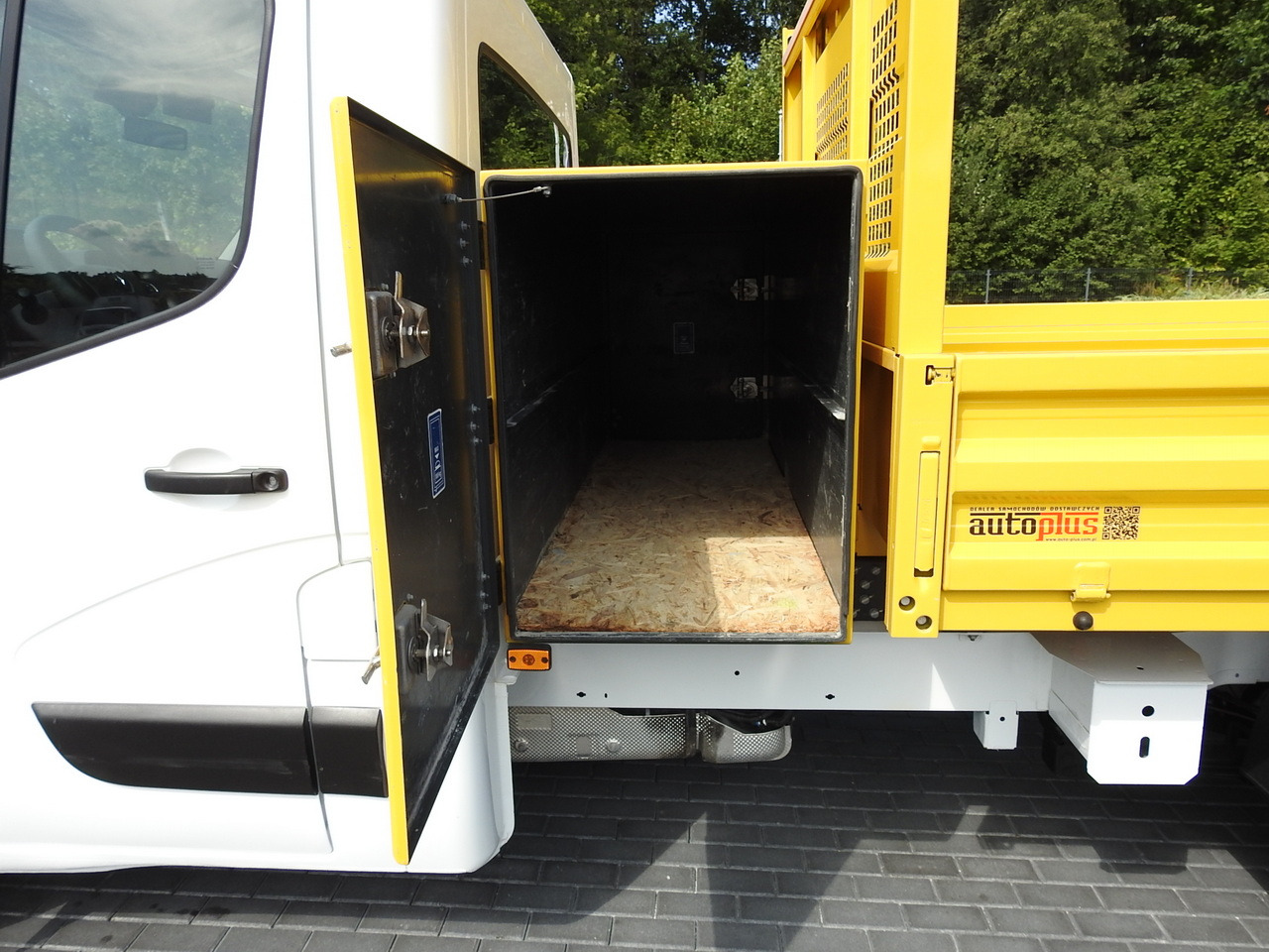 Tipper van RENAULT MASTER TIPPER CRUISE CONTROL NAVIGATION AIR CONDITIONING LED LIGHTS TWIN WHEELS LOAD WEIGHT 145HP: picture 26