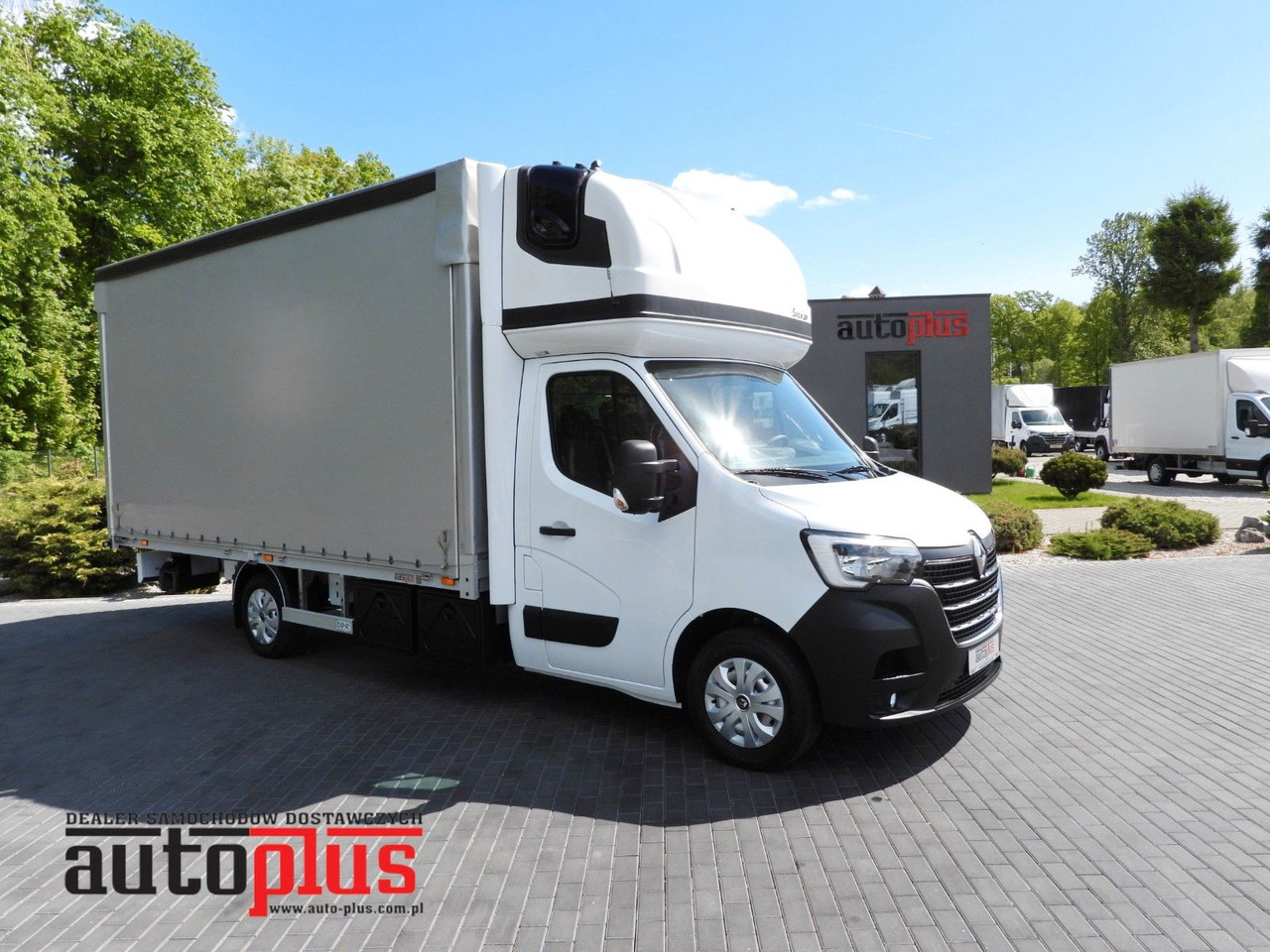 Renault MASTER PRITSCHE PLANE 10 PALETTEN WEBASTO A/C - Curtain side van: picture 1 Renault MASTER PRITSCHE PLANE 10 PALETTEN WEBASTO A/C - Curtain side van: picture 1