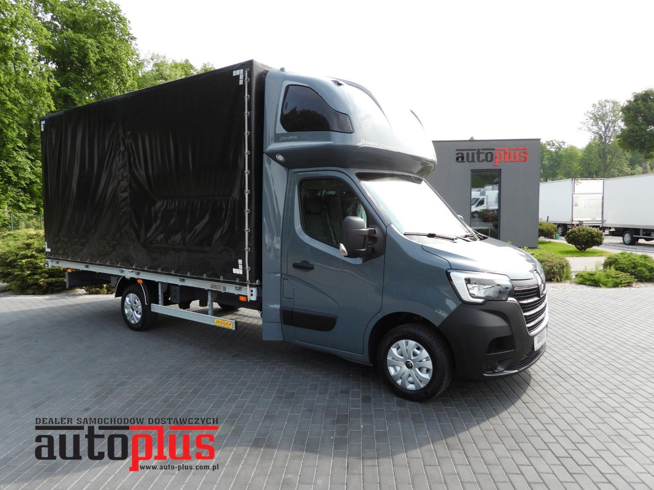 Renault MASTER PRITSCHE PLANE 10 PALETTEN WEBASTO TEMPOM - Curtain side van: picture 1 Renault MASTER PRITSCHE PLANE 10 PALETTEN WEBASTO TEMPOM - Curtain side van: picture 1