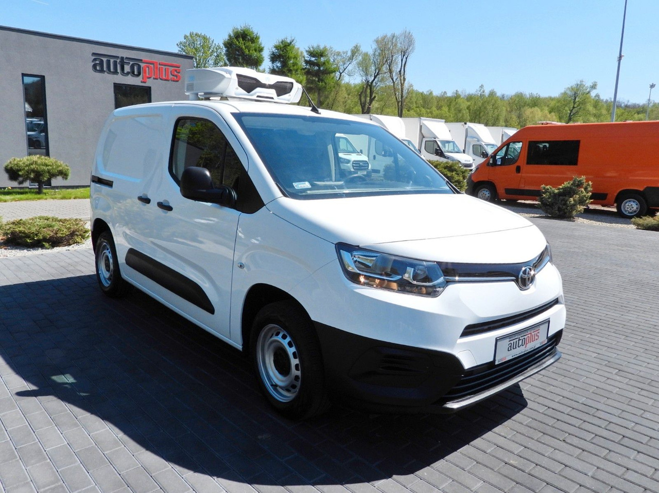 Toyota PROACE CITY KÜHLKASTENWAGEN -15*C TEMPOMAT - Refrigerated van: picture 4 Toyota PROACE CITY KÜHLKASTENWAGEN -15*C TEMPOMAT - Refrigerated van: picture 4
