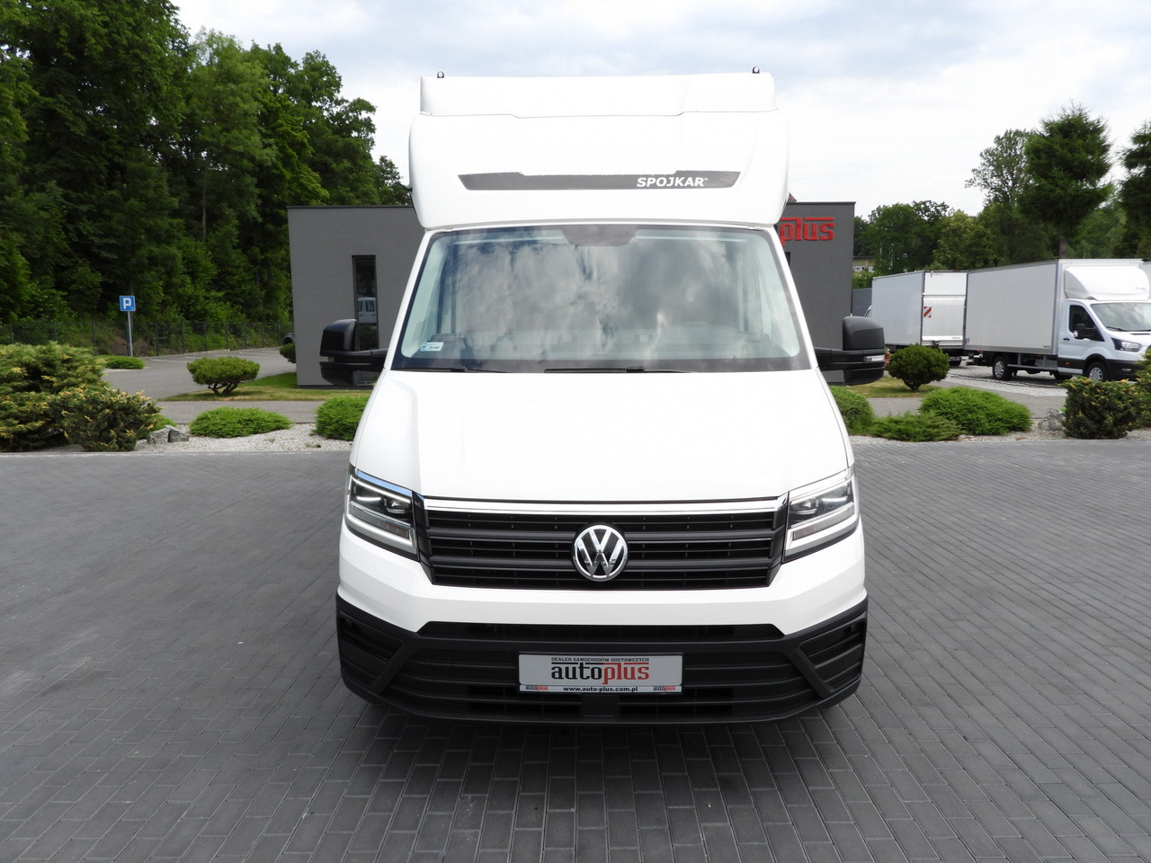 VOLKSWAGEN CRAFTER TARPAULIN 8 PALLETS CRUISE CONTROL LED LIGHTS AIR CONDITIONING 180HP - Curtain side van: picture 5 VOLKSWAGEN CRAFTER TARPAULIN 8 PALLETS CRUISE CONTROL LED LIGHTS AIR CONDITIONING 180HP - Curtain side van: picture 5