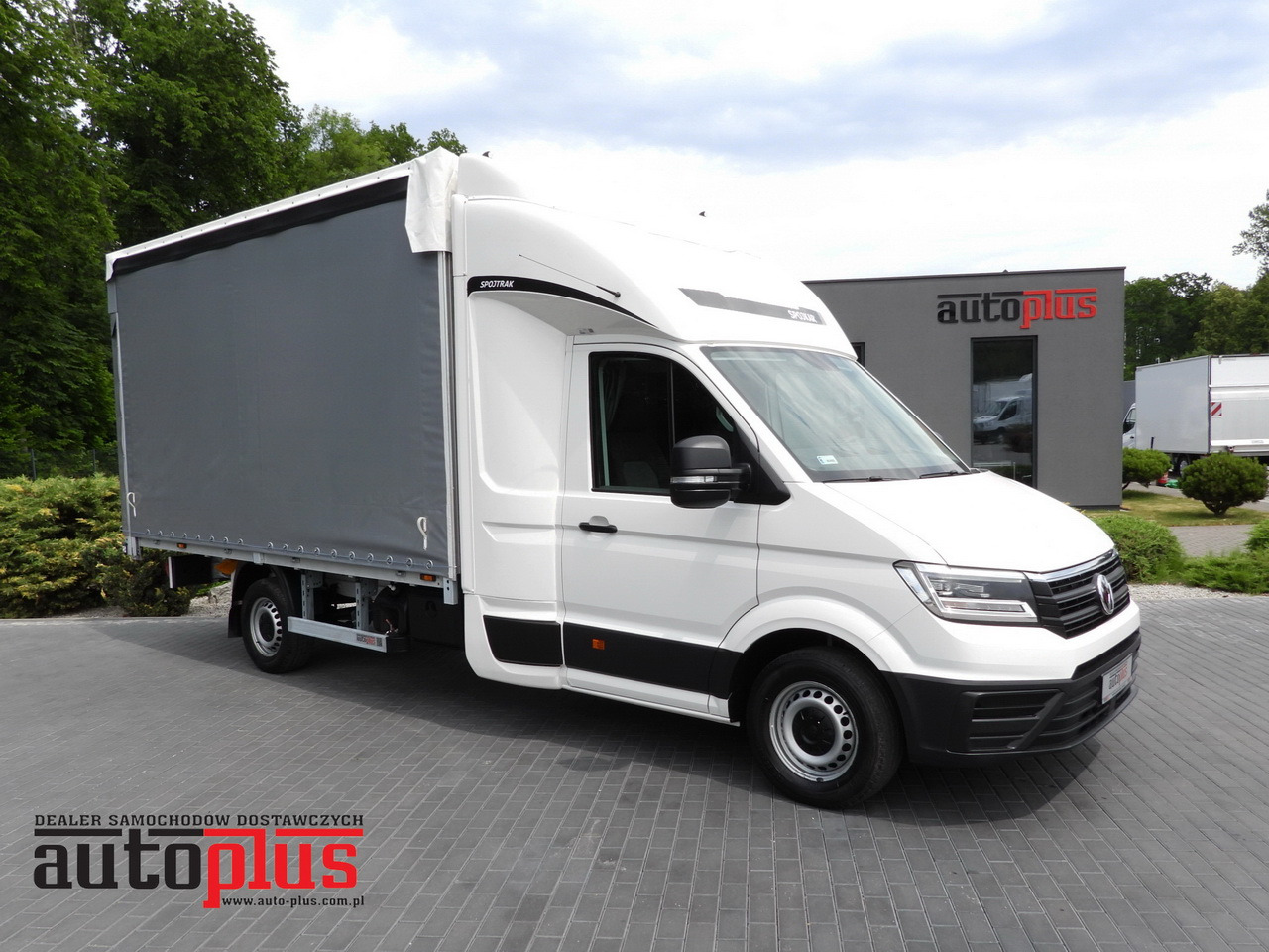 VOLKSWAGEN CRAFTER TARPAULIN 8 PALLETS CRUISE CONTROL LED LIGHTS AIR CONDITIONING 180HP - Curtain side van: picture 1 VOLKSWAGEN CRAFTER TARPAULIN 8 PALLETS CRUISE CONTROL LED LIGHTS AIR CONDITIONING 180HP - Curtain side van: picture 1
