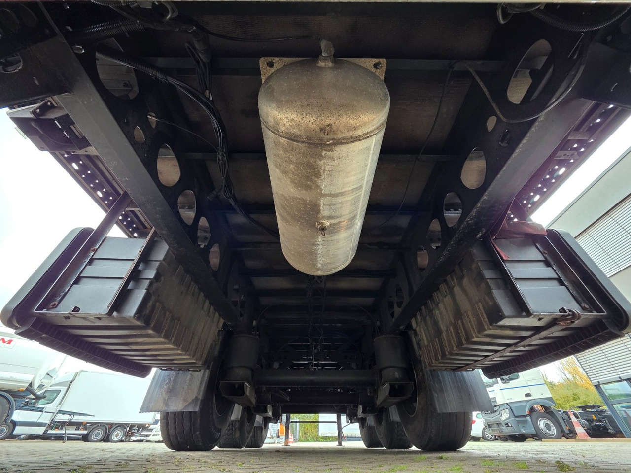 Dropside/ Flatbed semi-trailer Berger SAPL24 / 4.290 kg !!!: picture 21