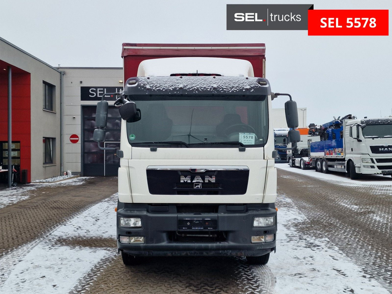MAN TGM 18.250 4X2 LL / Staplerhalterung - Curtainsider truck: picture 2 MAN TGM 18.250 4X2 LL / Staplerhalterung - Curtainsider truck: picture 2