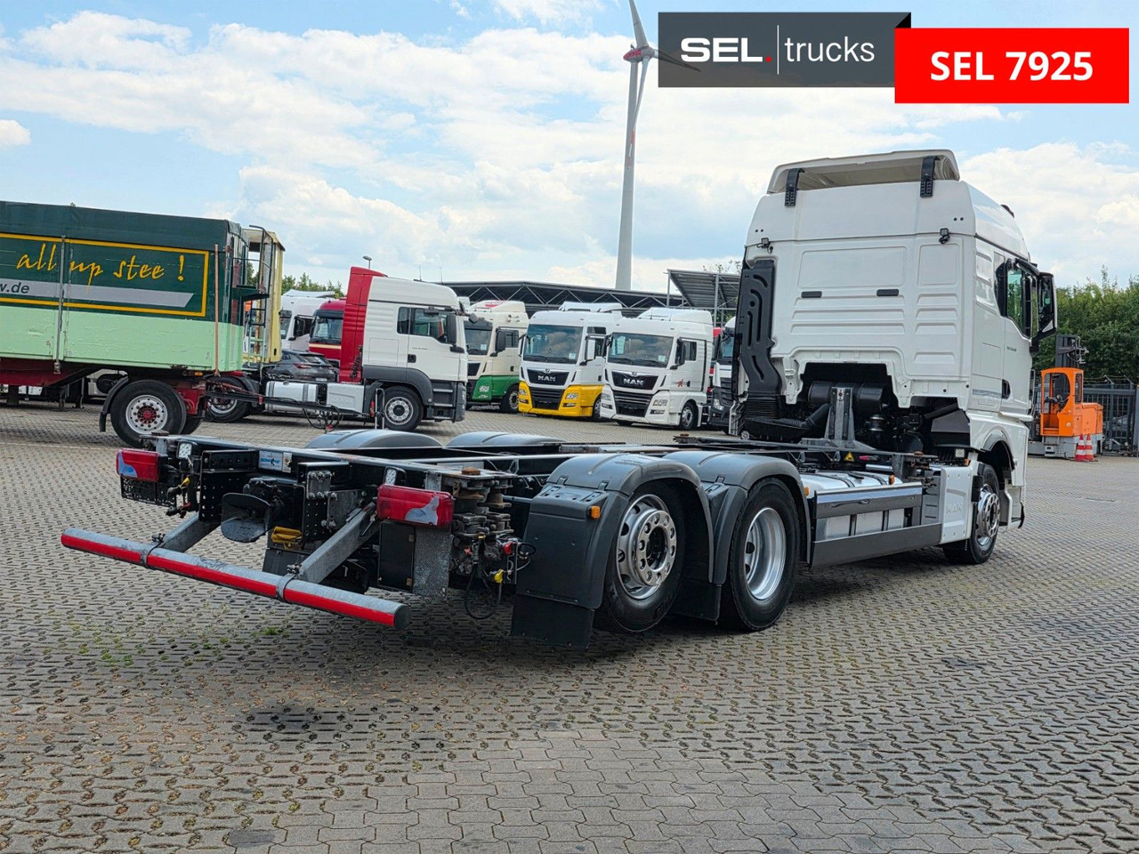 MAN TGX 26.510 6x2-2 LL CH / ZF Intarder / Liftachse - Container transporter/ Swap body truck: picture 5 MAN TGX 26.510 6x2-2 LL CH / ZF Intarder / Liftachse - Container transporter/ Swap body truck: picture 5
