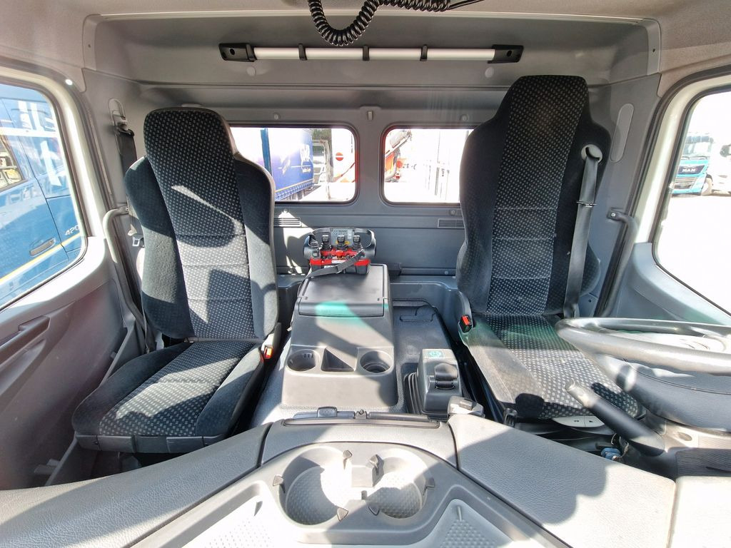 Crane truck Mercedes-Benz Axor 1833L / Palfinger PK 12002-EH: picture 20 Crane truck Mercedes-Benz Axor 1833L / Palfinger PK 12002-EH: picture 20