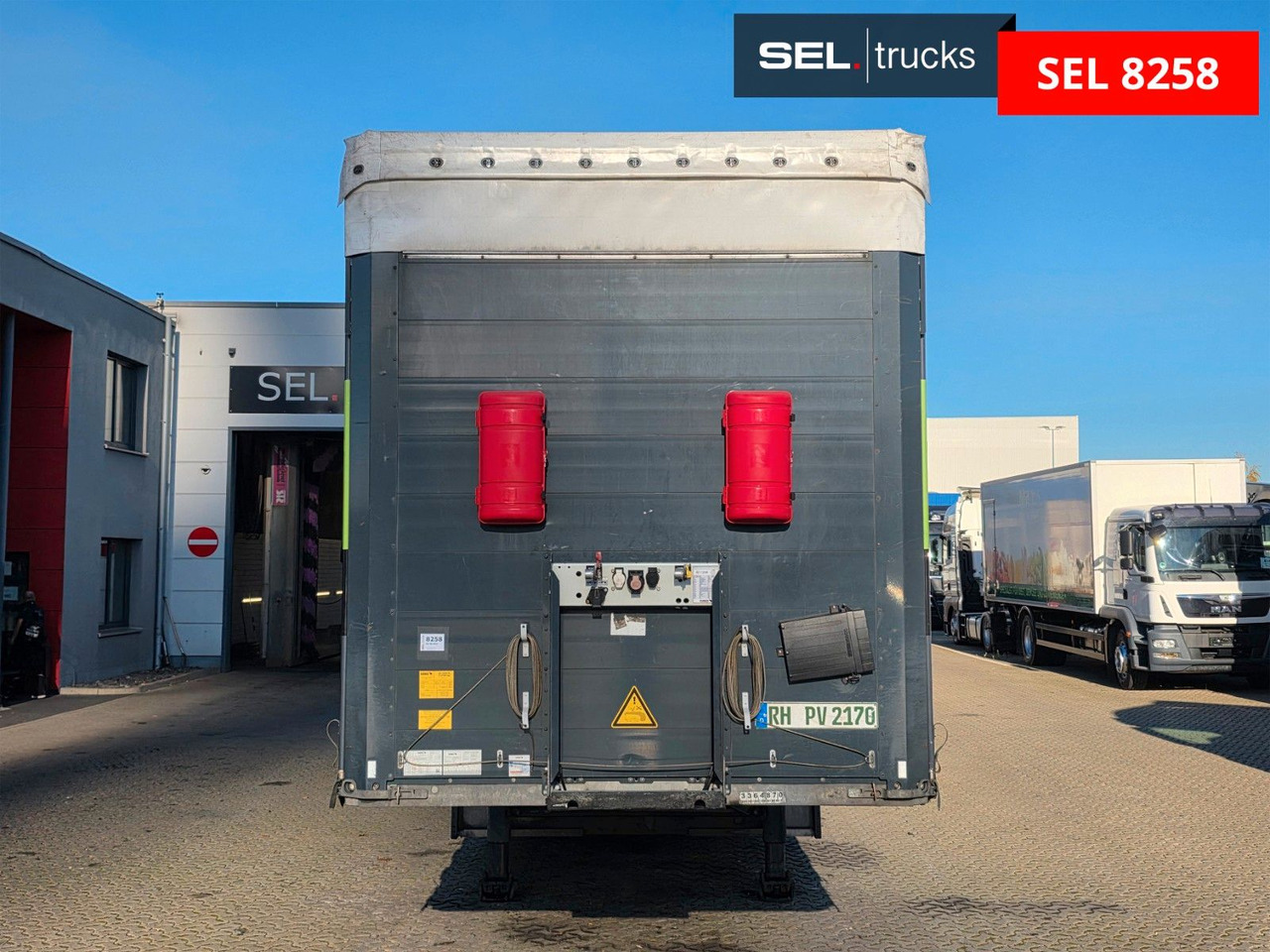 Schmitz Cargobull SCS 24/L / Palettenk. / Staplerh. / Lenkachse - Curtainsider semi-trailer: picture 2 Schmitz Cargobull SCS 24/L / Palettenk. / Staplerh. / Lenkachse - Curtainsider semi-trailer: picture 2