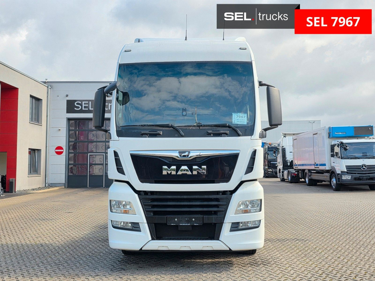 MAN TGX 18.460 4X2 BLS / Retarder / ADR AT - Tractor unit: picture 2 MAN TGX 18.460 4X2 BLS / Retarder / ADR AT - Tractor unit: picture 2