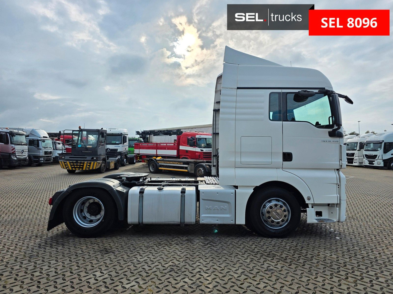 MAN TGX 18.460 BLS / 2 Tanks - Tractor unit: picture 4 MAN TGX 18.460 BLS / 2 Tanks - Tractor unit: picture 4