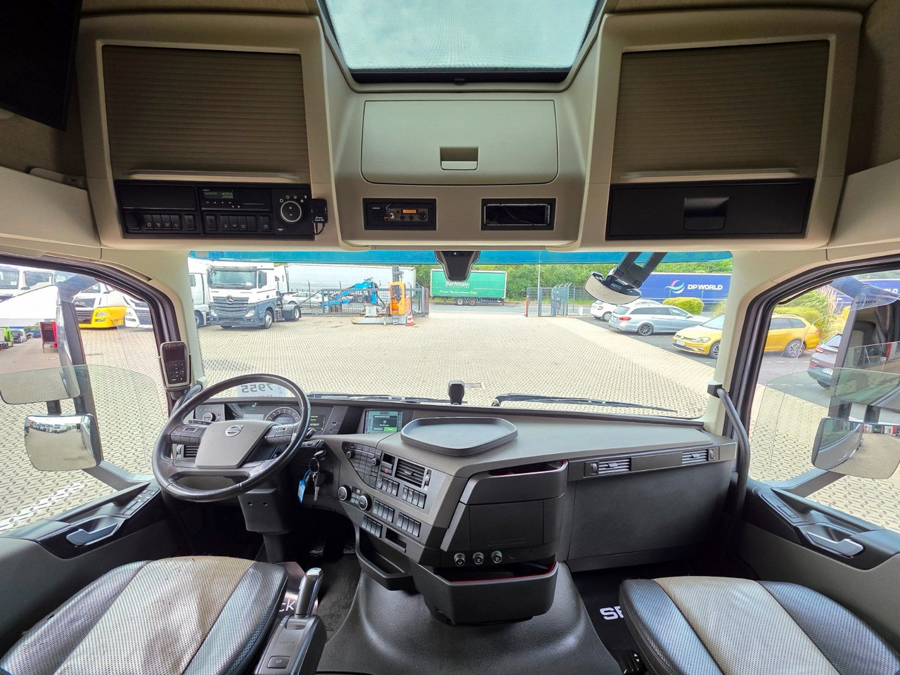 Tractor unit Volvo FH 540 / Retarder / Standklima / TV / 6D: picture 19