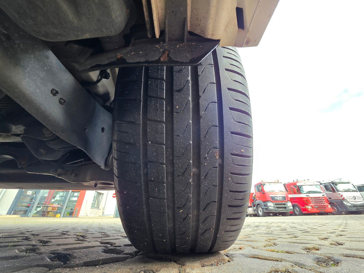 Estate car Volkswagen Passat Variant Highline BMT/Start-Stopp: picture 41