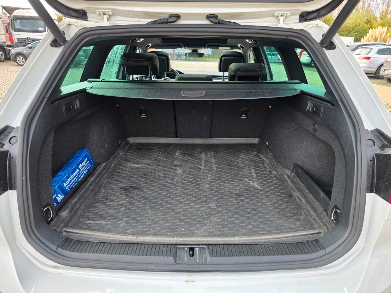 Estate car Volkswagen Passat Variant Highline BMT/Start-Stopp: picture 10