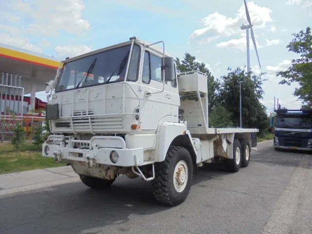 DAF YTZ 2300 6X6 FULL STEEL - Dropside/ Flatbed truck: picture 1 DAF YTZ 2300 6X6 FULL STEEL - Dropside/ Flatbed truck: picture 1