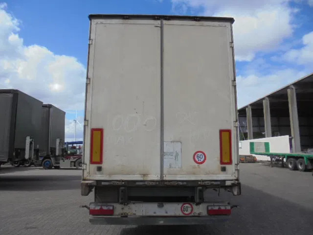 Fruehauf T39B AKSEL BPW DISC - Curtainsider semi-trailer: picture 5 Fruehauf T39B AKSEL BPW DISC - Curtainsider semi-trailer: picture 5