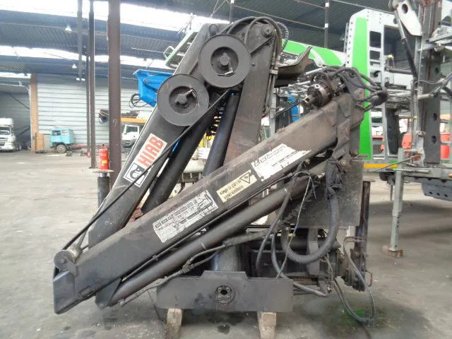 Hiab 140/2 - Crane truck: picture 1 Hiab 140/2 - Crane truck: picture 1