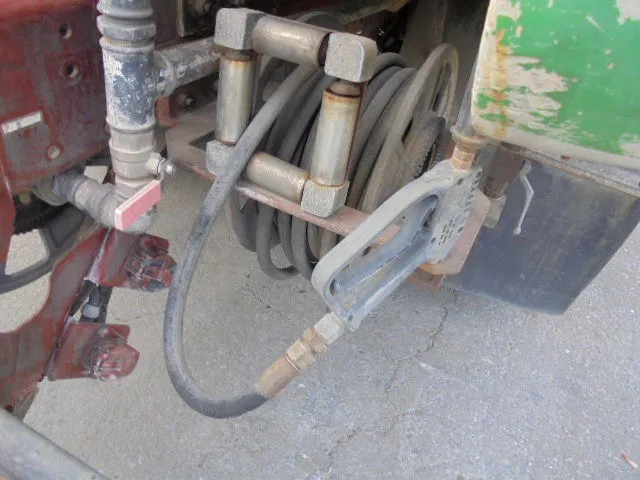 Tank truck Iveco Stralis 270: picture 16