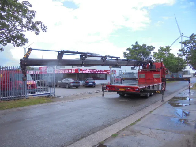 MAN TGS 35.480 LX 8X2 APK 07-26 - Crane truck: picture 4 MAN TGS 35.480 LX 8X2 APK 07-26 - Crane truck: picture 4