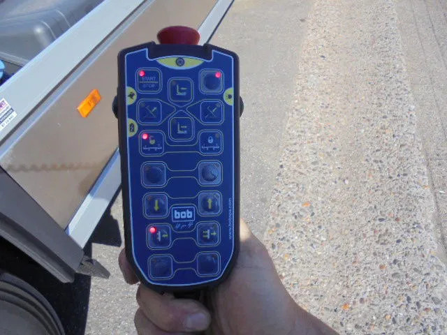 New Hook lift truck Mercedes-Benz Arocs 2848 NEW: picture 14