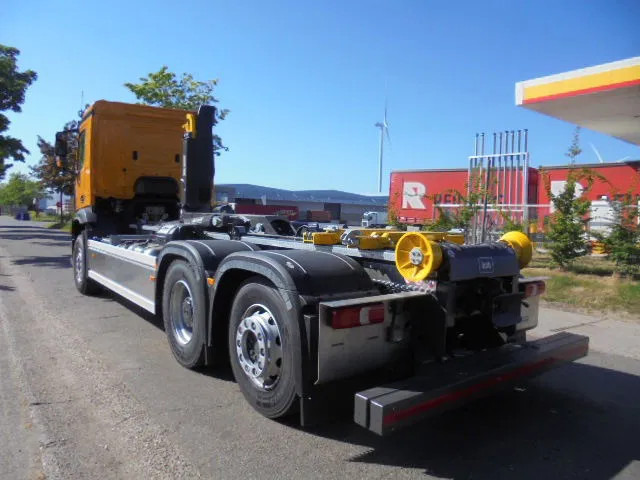 New Hook lift truck Mercedes-Benz Arocs 2848 NEW: picture 18